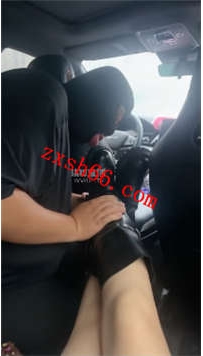 TLZB25758蓝蓝大S-雨天户外清理鞋子除臭白袜23分