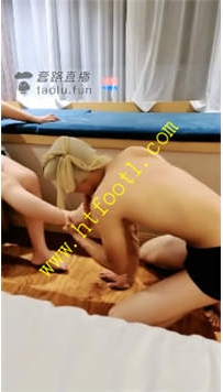 TL21983 陌婉】舔脚圣水28分钟