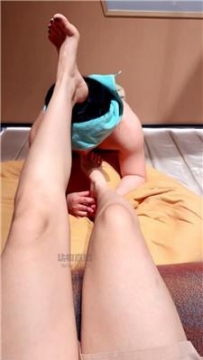 【调教视频】【冷冷】沐足店舔脚场 JS260131-38