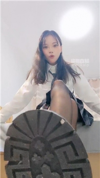 【第一视角】【诗诗】儿子与骚妈    250915-19