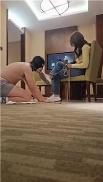 【调教视频】【上头姐妹团】反绑滴蜡-白鞋白袜辱 JS251215-4