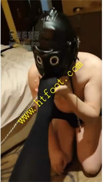 TL26384 伊莉】第一次试水踩踏恋足口水呕吐物28分钟
