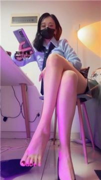【第一视角】【小妮】裸足黑丝双重诱惑    250412-27