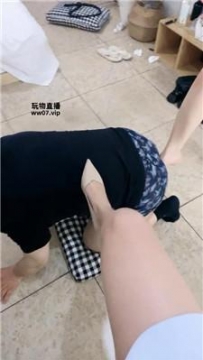 【调教视频】【暖S】双S-双奴-群调群虐 JS250517-37