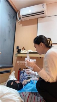 【调教视频】【玉溪大大】高跟踩乳-鼻子灌圣水 JS251029-1