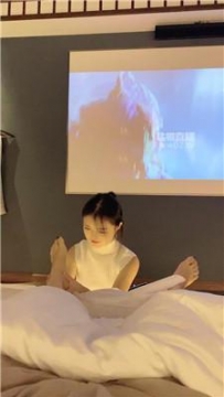 【调教视频】【南烟】当着技师的面玩母狗 bf58540