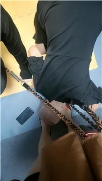 【调教视频】【天香百合】铁链吊绑-丝袜塞嘴-奴下奴场 JS250619-4