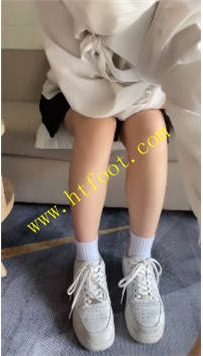 TL35825 爱吃橘子】女高调教废物38分钟