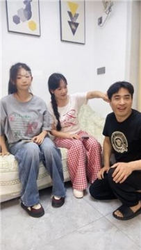 【调教视频】【刘二狗】开发路人双S-踩踏抽耳光 JS250602-11