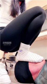 【调教视频】【妮蔻】强制白袜深喉插吐 JS251231-24