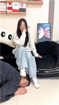 【调教视频】【刘二狗】甜妹素人口水恋足专场 JS260208-10