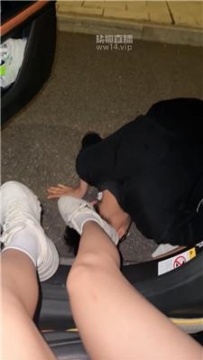 【调教视频】【小7s】户外公开处刑骚贱奴 bf57474