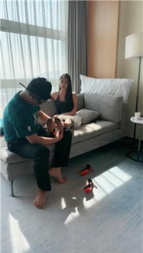 【调教视频】【爱丽丝】出差诱惑老板做奴 JS250428-39