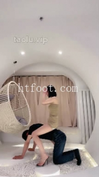 ZB8473 TL36989 简一】惩罚高跟凉拖58分钟