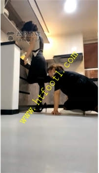 TL21902 歌迪丝】三婶饭桌下31分钟