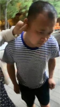 【调教视频】【夸梨】户外公开处刑跟踪狂 bf53081