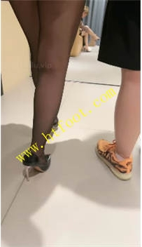 TL39914 鑫儿教头】乱伦剧情50分钟