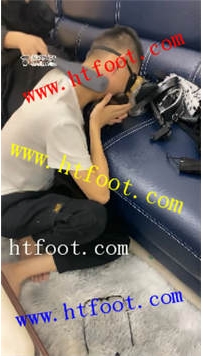TL18422 弯弯小阿姨呀S还没睡醒就在门口喊主人起床吃饭该踹49分钟