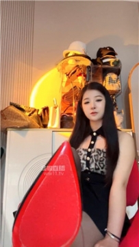 【第一视角】【隐世】绿帽女神竟是夜店小妹    260127-28