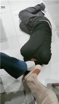 【调教视频】【文文文】做陪酒小妹的鞋袜奴 JS260201-27