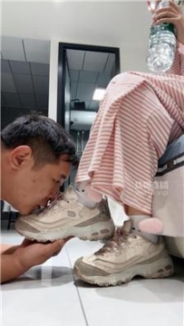 【调教视频】【艾斯s】脏臭棉袜调贱奴 JS250917-8