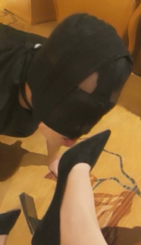 TL1177 vivi 现实中的朋友 如此下贱