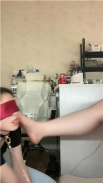 【调教视频】【小羊】母狗臭脚丫舔 JS250907-17