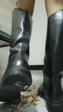 【兰儿小主】我的美丽新心情--踩踏食物 YC-250314-5