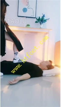 TL27338 小贱MT】颤抖碾手白袜白鞋全体重踩踏高跟碾压46分钟