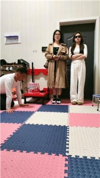 【调教视频】【月焱】双S-轮流舔脏鞋/遛狗/重度虐打【上】 bf51667