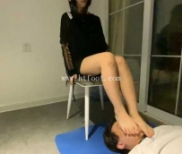29178  新开发精神小妹辱骂俏皮凌辱【萝莉酱】真实校园太妹跳踩舔脚语言羞辱