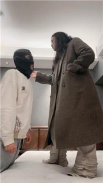 【调教视频】【猴歌】碾压踩踏/坐脸窒息/骑马 bf50626
