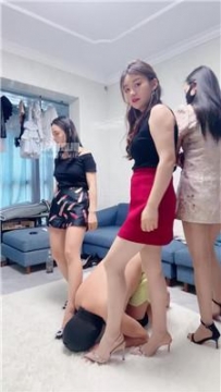 【调教视频】【诗雨】甘愿做3陪酒小妹的奴【双视角版】 bf55630