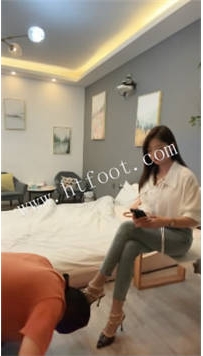 TL47927 珂儿】家奴的快乐51分钟