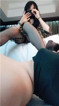 【调教视频】【米小糖】镜前羞辱-黑丝脚虐【上】 JS250426-7