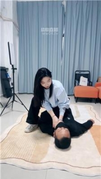 【调教视频】【鸭哥】骑马踩踏-坐脸腿绞窒息 bf58803