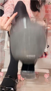 【第一视角】【砂糖】粗口乳母吊带黑丝    251027-18