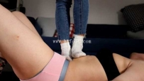 28295   【惑心】极品臭袜子残忍折磨女奴