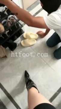 ZB8561 esse殿下】逛街回家玩家奴25分钟