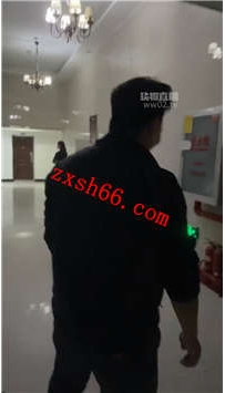 TLZB26292沐沐-剧情调教猥琐尾随偷舔高跟鞋的邻居37分