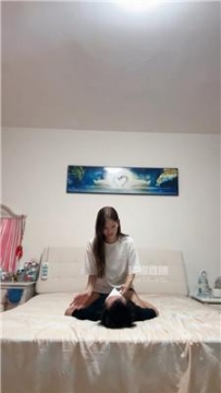 【调教视频】【猴歌】腿绞-掐脖-坐脸窒 bf56713