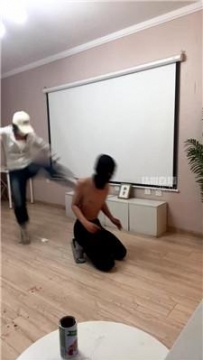 【调教视频】【CN足彩馆】学生妹超暴力报复老师 JS260311-14