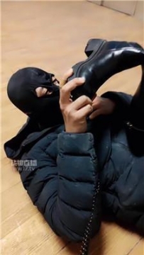 【调教视频】【奈奈】白袜踩脚垫奴 JS260105-34