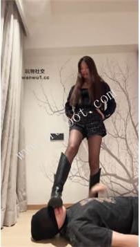 TL49097 琪琪】酒店男奴瘦弱的身板45分钟