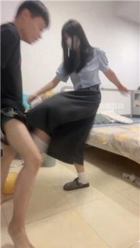 【调教视频】【小野大人】双S-白丝学生妹暴力踢踹【双视角版】 JS250830-1