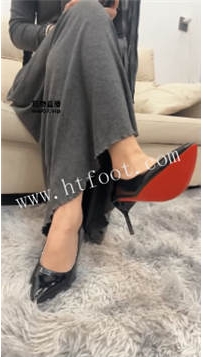 ZB4992 白鹭】新人第二次调教49分钟