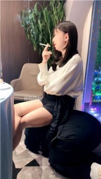 【调教视频】【奈米】餐厅户外公开调教 bf60547