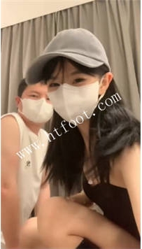 TL46306 甜甜Mistress】是穿jk的小萝莉也是踩在你狗31分钟