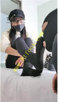 TL26122 小蚂蚁】素人朋友的边沟过程36分钟