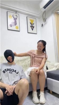 【调教视频】【凹凸曼】少妇小白鞋白袜踩-抽耳光 JS250826-31